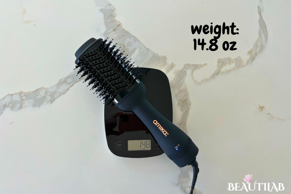 Amika Hair Blow Dry Brush 2.0 weight