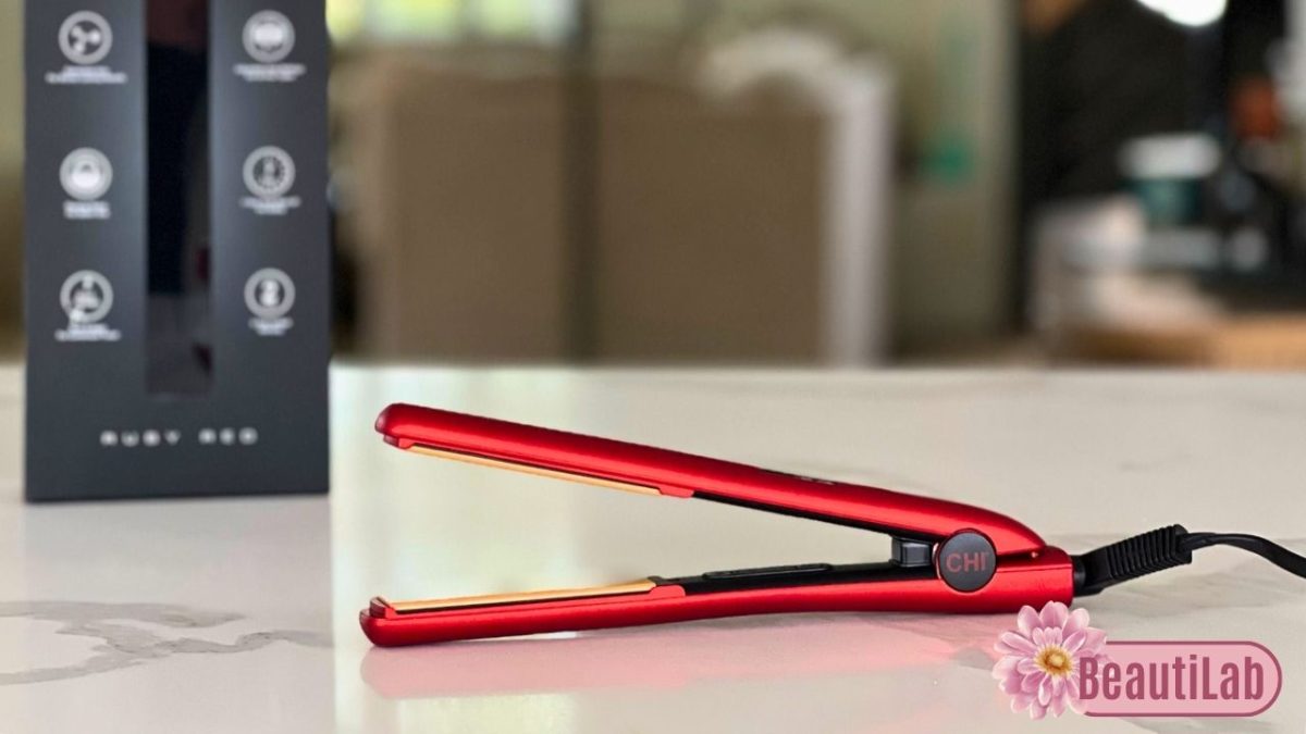 CHI Original Digital Ceramic Hairstyling Iron Review featured