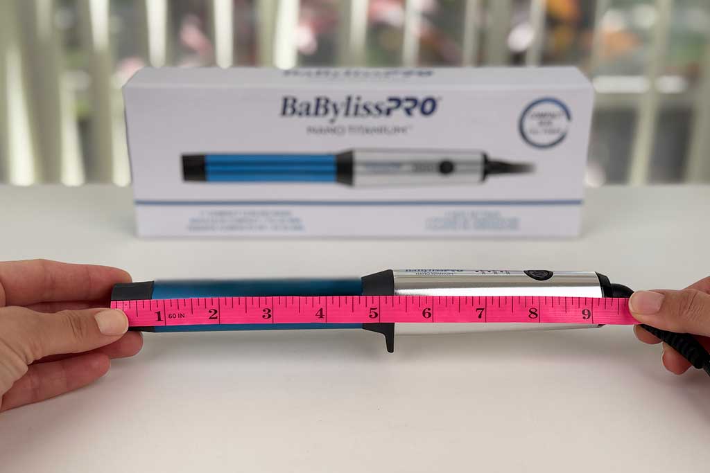 Measuring tape showing total tool length of 9.5 inches.