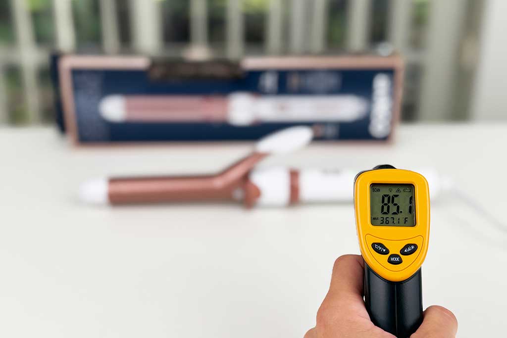 Conair-Double-Ceramic-Curling-Iron-handle-temp