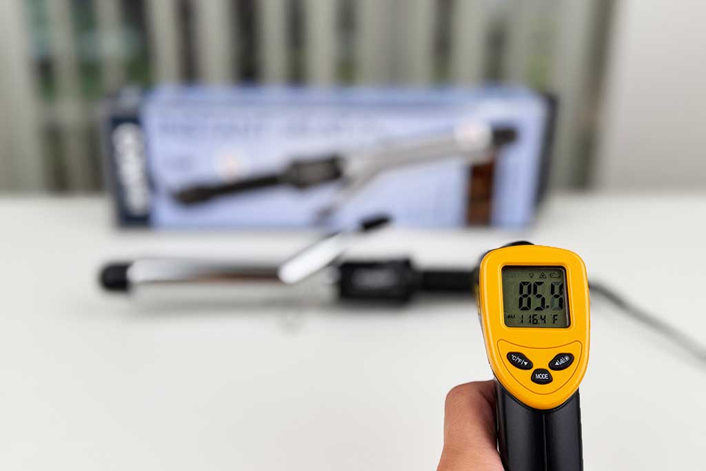 Conair-Instant-Heat-Spring-Curling-Iron-handle-temp