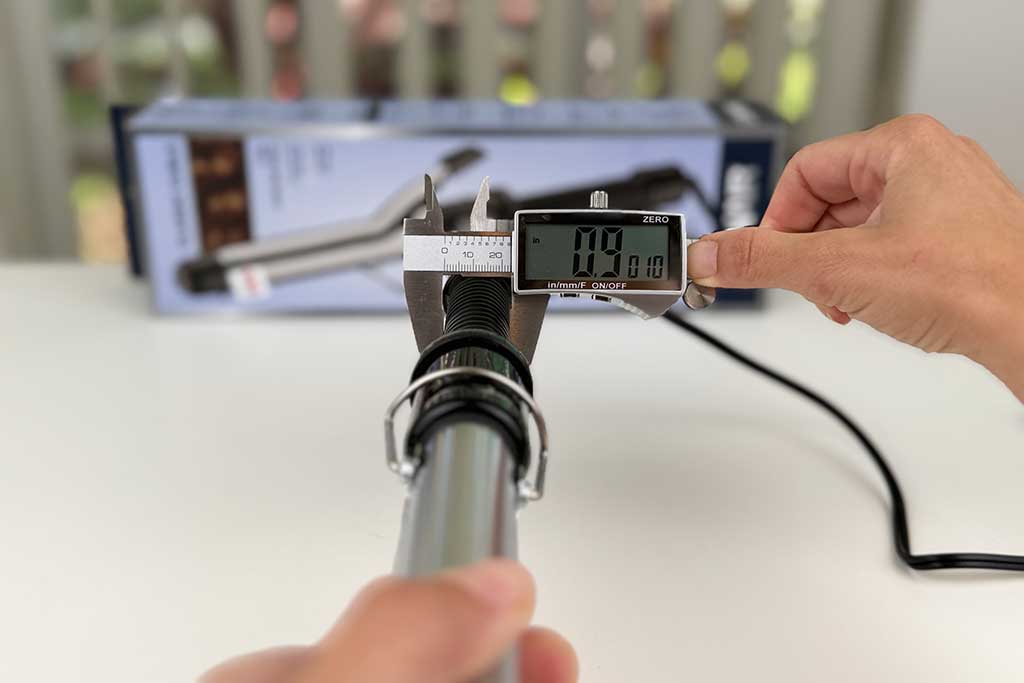 Conair-Instant-Heat-Spring-Curling-Iron-handle-width