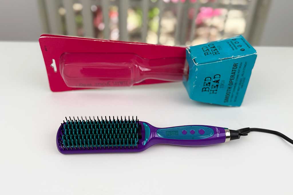 Bed-Head-Smooth-Operator-Straightening-Brush-review-featured Bed-Head-Smooth-Operator-Straightening-Brush-review-featured