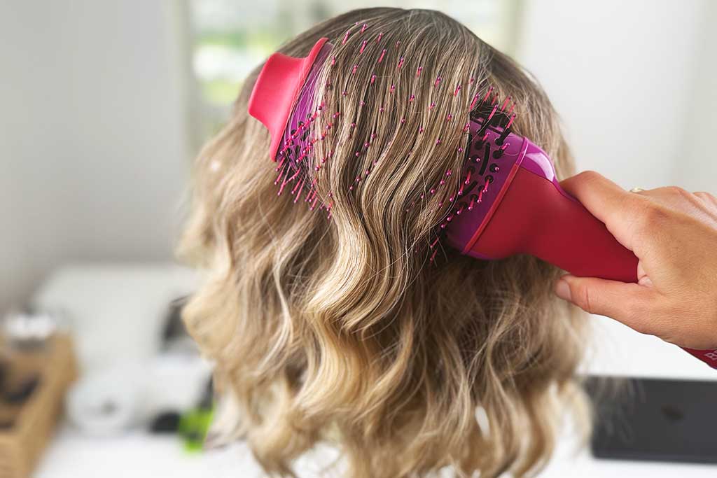 Bed-Head-Smooth-Operator-Straightening-Brush-tested-on-human-hair Bed-Head-Smooth-Operator-Straightening-Brush-tested-on-human-hair