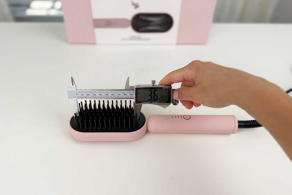LANGE-HAIR-Mane-Pass-Brush-section-length LANGE-HAIR-Mane-Pass-Brush-section-length