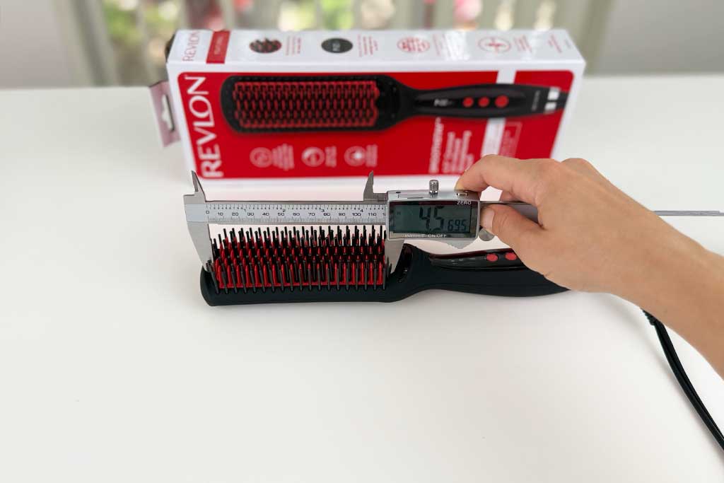 Revlon-SmoothStay-Straightening-Brushs-brush-section-length Revlon-SmoothStay-Straightening-Brushs-brush-section-length