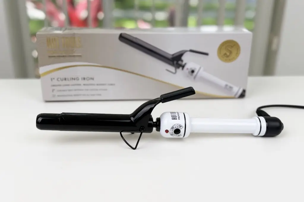 Hot Tools Pro Artist Nano Ceramic Salon Curling Iron Wand review